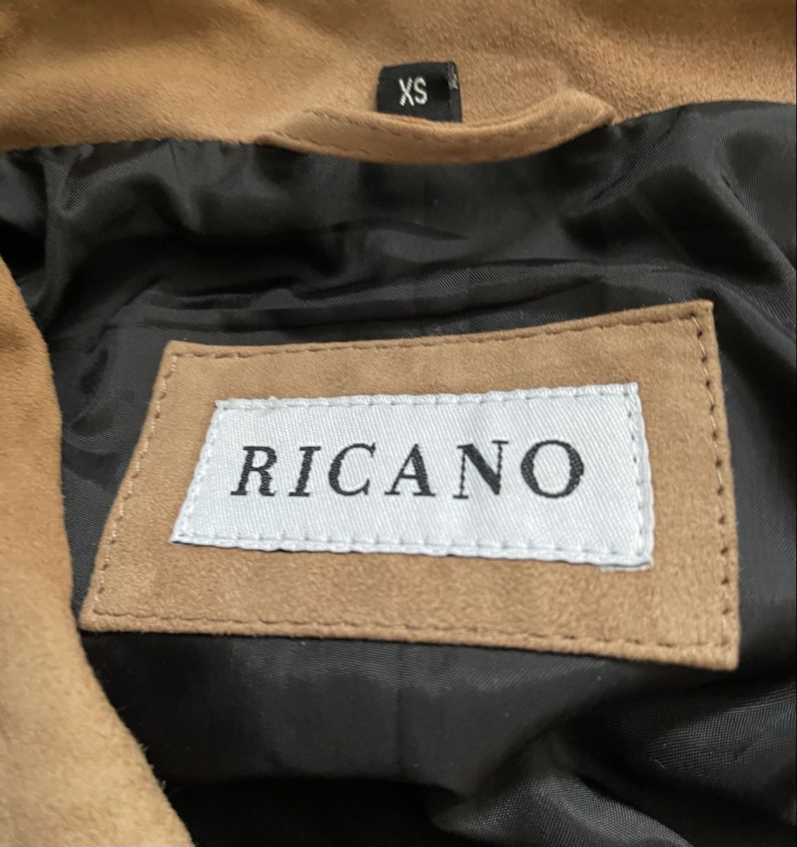 Giacche: Neuwertige Wildlederjacke Grösse XS camel – Usato da Leuzigen venduto da Bonjo 3