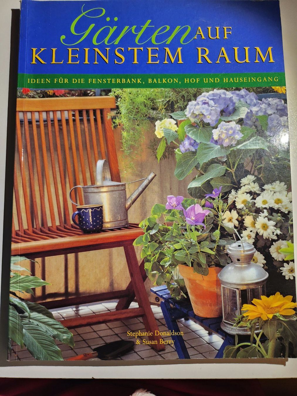 Libri: "Gärten auf kleinstem Raum" – Usato da Dietikon venduto da Buchantiqdietikon