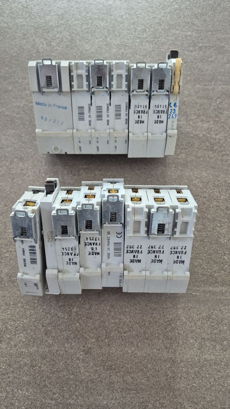 Hager Componenti elettronici: Diverse Hager Sicherungsautomat, gebraucht. – Usato da Gachnang venduto da Deltablau 3