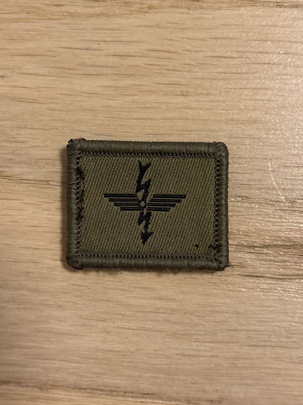 Schweizer Armee Placchette & Badge: FULW Soldat – Usato da Zürich venduto da janders
