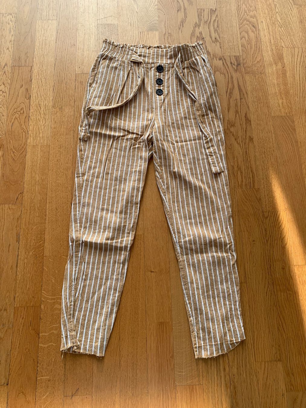 Stradivarius Pantaloni: Hose Stradivarius Grösse M,  Damen – Usato da Beromünster venduto da msklef