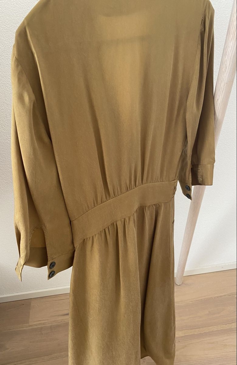 Robes: Robe ba&sh – D'occasion à Boudry par Nat1234 2