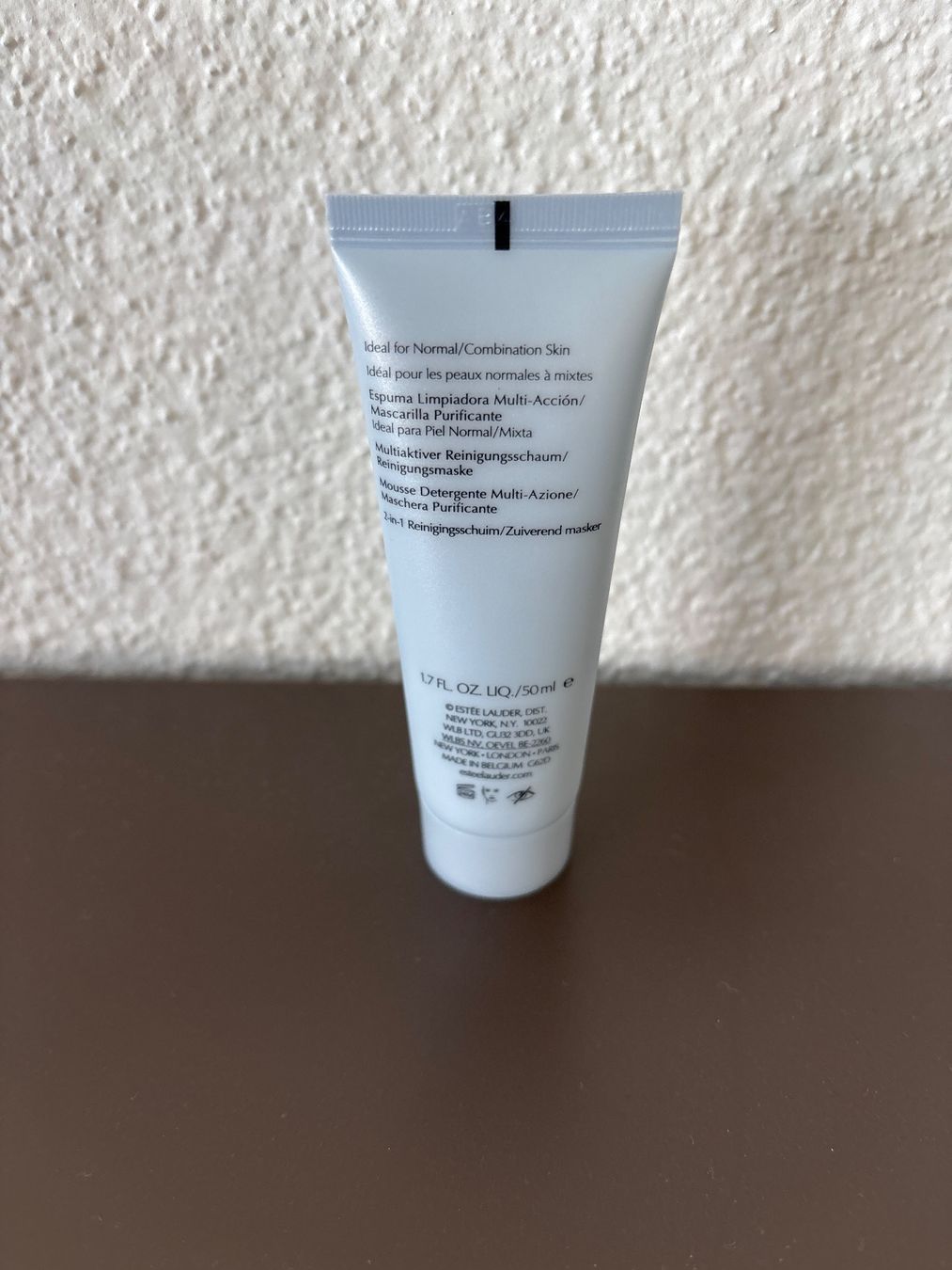 Estée Lauder Cura del viso: Estée Lauder Perfectly Clean Multi-Action neu Briefversand – Nuovo e nell'imballaggio originale da Unterägeri venduto da flu_zp5d 1