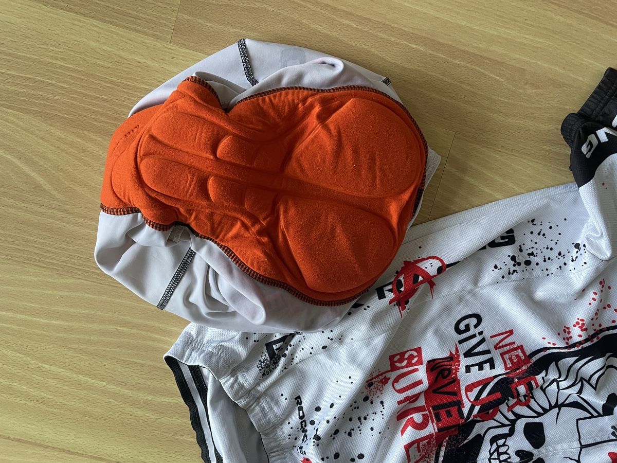 Canottiere & Pantaloni: Ensemble cyclisme ROCK RACING – Usato da Blonay venduto da Joye 4
