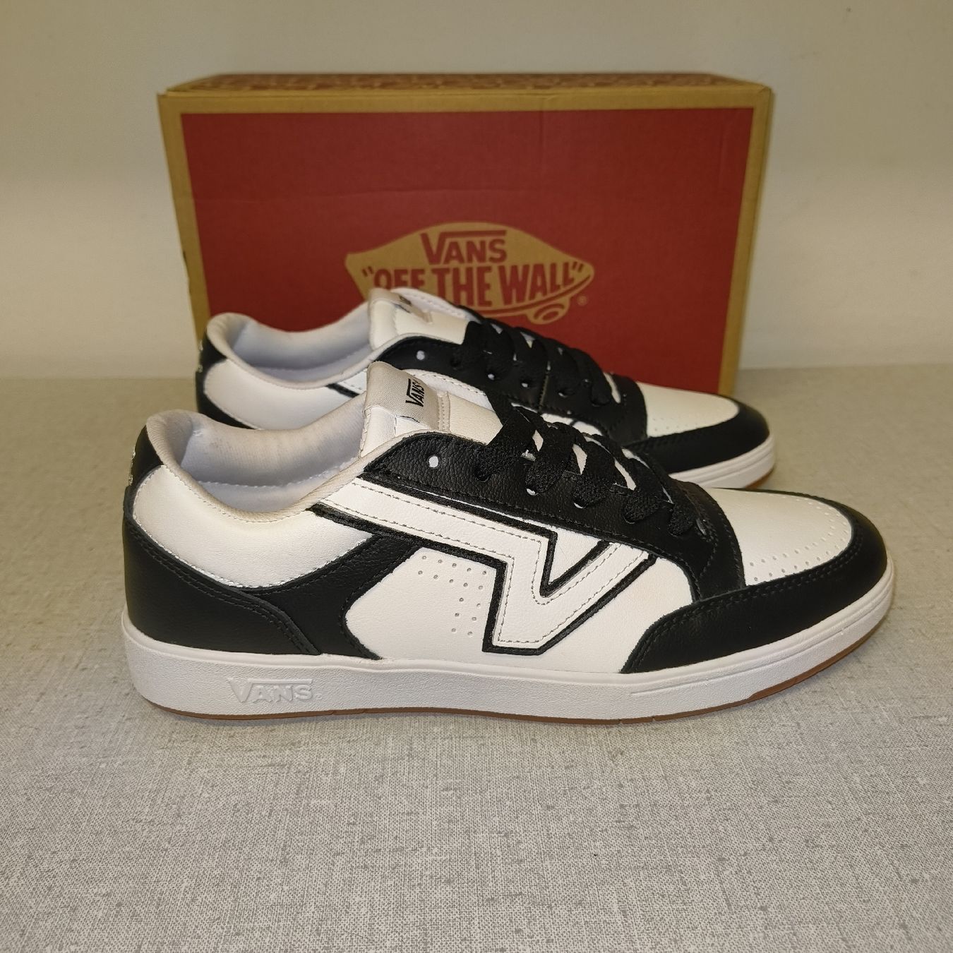 Vans Scarpe da uomo: Vans Lowland CC, Grösse US 8.5 EURO 41 – Nuovo e nell'imballaggio originale da Uitikon Waldegg venduto da PJLS1