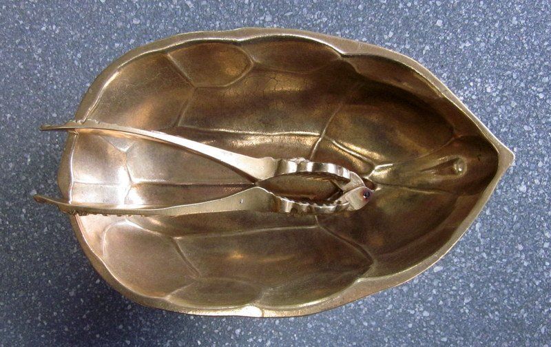 Schalen: Nussschale mit Nussknacker Messing, Actina, Made in Austria – Gebraucht aus Bischofszell von raika 2