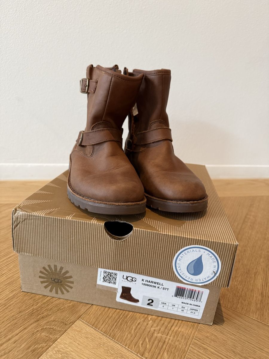 Ugg Scarpe per ragazzi: Neuwertige Kinderwinter UGG Boots Braun Gr. 32 – Usato da Hergiswil NW venduto da Labello01 3