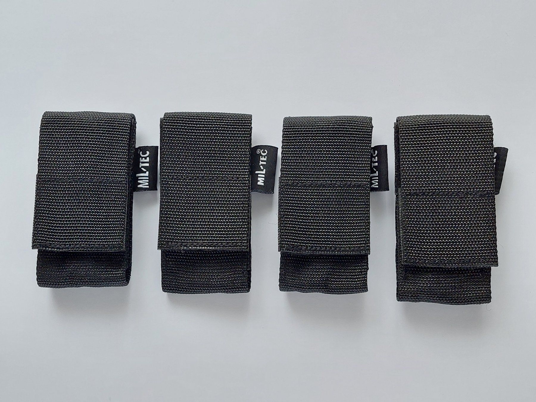 Mil-Tec Autres pour la gastronomie & hôtellerie: 4 Messertaschen "Mil-Tec" mit Gürtelschlaufe – D'occasion à Liebefeld par Helveticus6 6