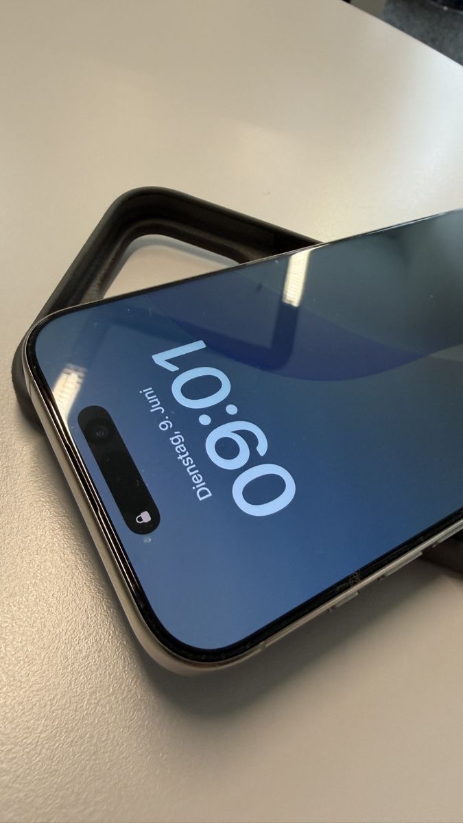 Apple Handys / Smartphones: iPhone 16 Pro Max 1TB  – Gebraucht aus Wohlen bei Bern von codevox 3