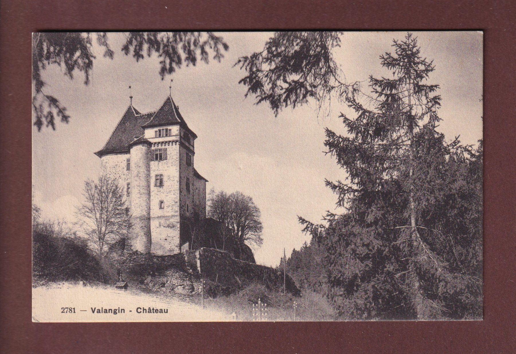 Cartoline postali: VALANGIN - Château – Usato da Pully venduto da nicecards