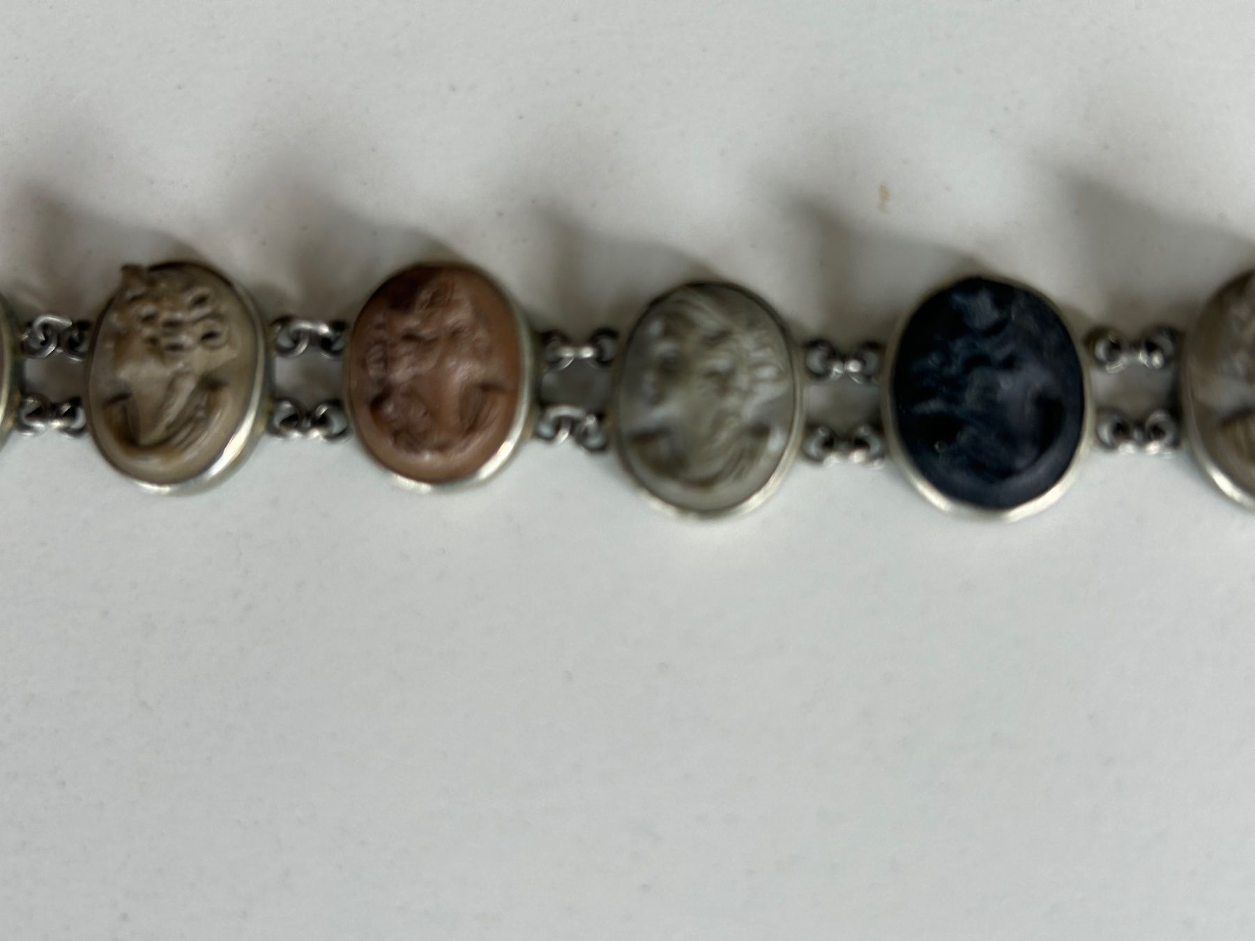 Bracciali & Braccialetti: Antikes Lava Cameo Armband, ca 1870 – Usato da Zumikon venduto da tuna007 3
