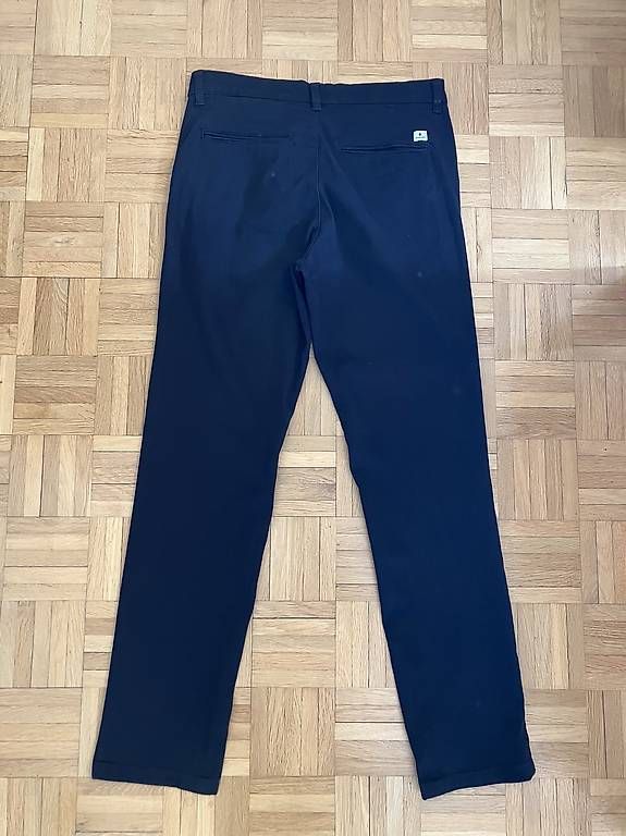 Pantaloni: Jack&Jones Hose Schwarz Regular 31x32 – Usato da Zürich venduto da pas_y6lb 1