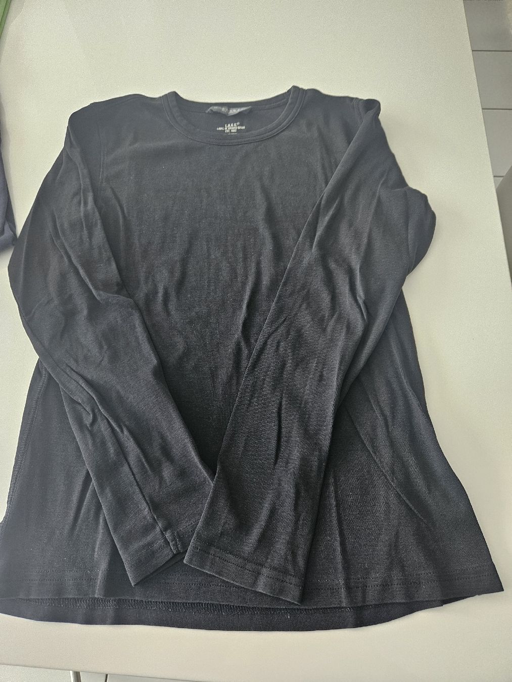 H&M Lotti & Set di vestiti: 2 x Longsleeves – Usato da Ostermundigen venduto da Msmash 3