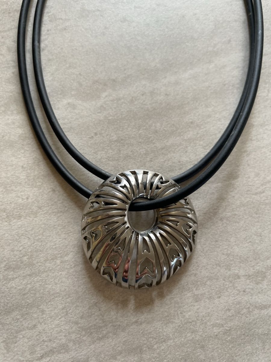 Pierre Lang Catenine: Halsband mit Anhänger Pierre Lang  – Usato da Flawil venduto da Naphtali 1