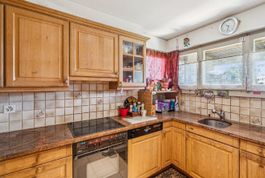 Küche aus Holz gratis abzugeben