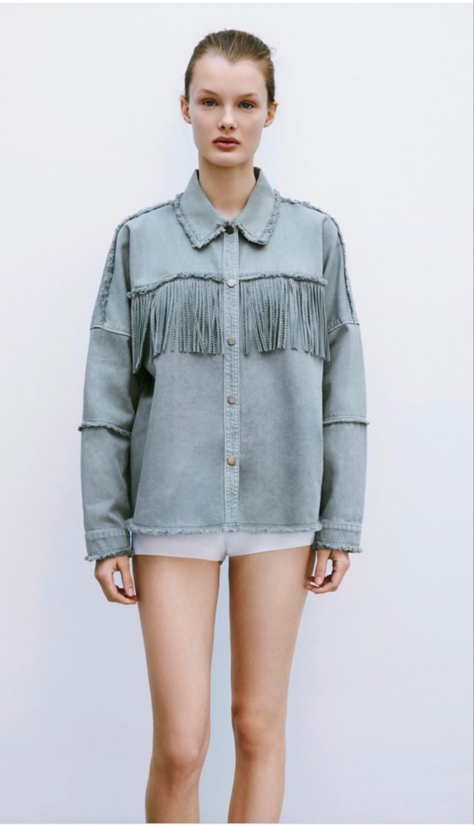 Zara Giacche: Zara denim style jacket with fringes, size S, never worn – Nuovo (secondo la descrizione) da Mies venduto da nic_yk5d 1