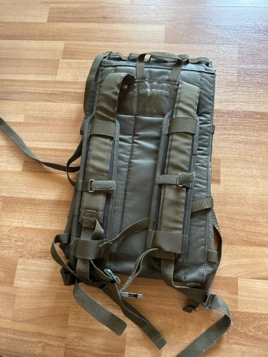 Schweizer Armee Zaini: Armeerucksack, Schweizer Militär, mit breiten Gurten – Usato da St. Gallen venduto da mai_2lcj 1