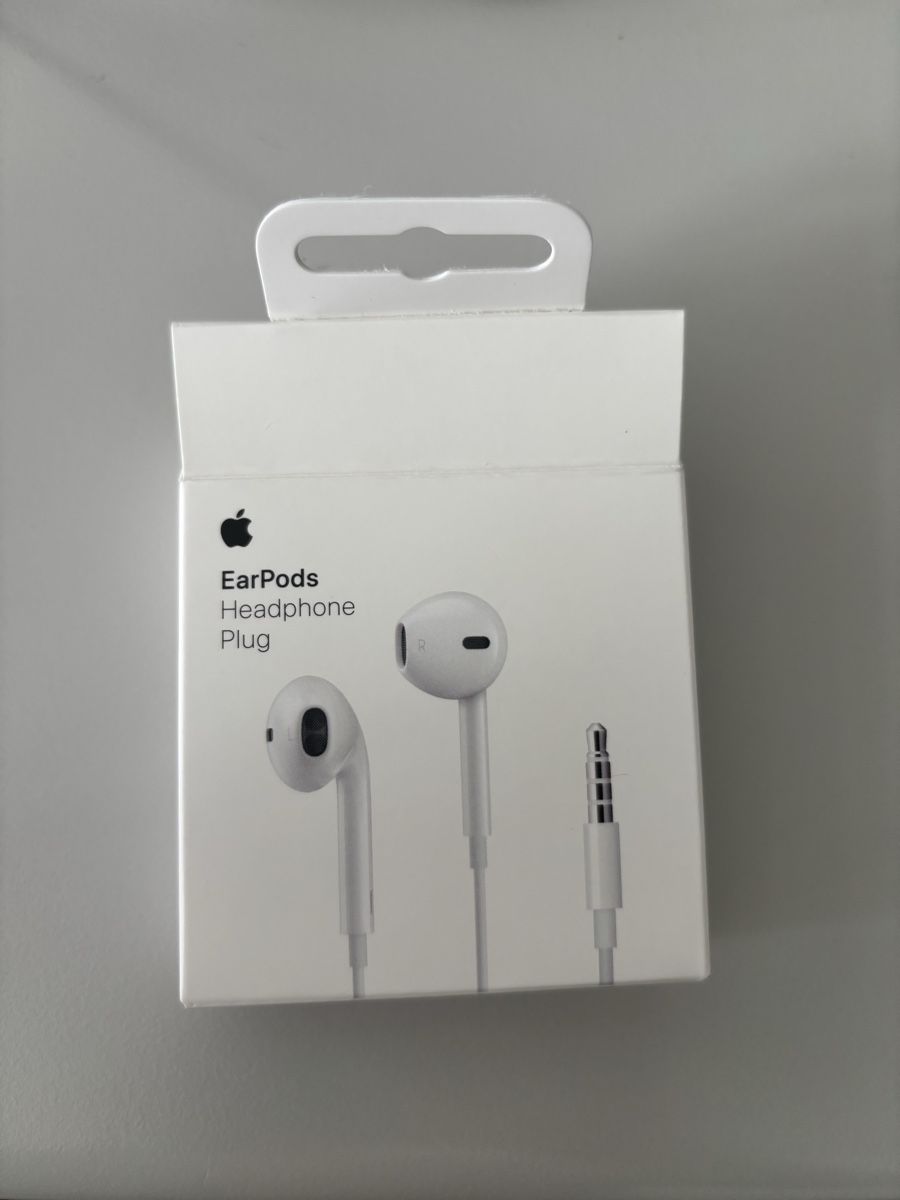 Apple Kopfhörer: EarPods Headphone Plug – Neu und originalverpackt aus Bern von Adriana2016 4