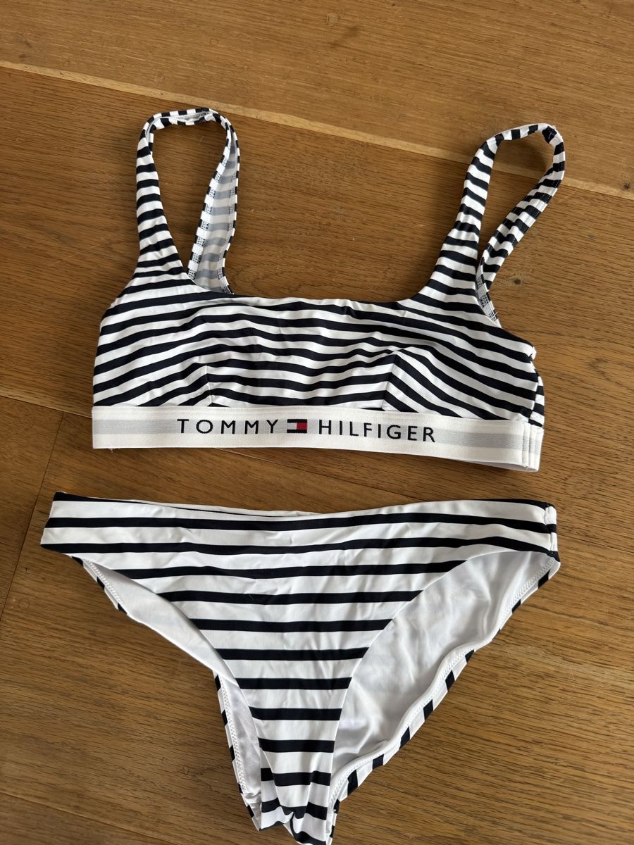 Tommy Hilfiger Costumi da bagno & Bikini: Bikini Hilfiger – Usato da Saas im Prättigau venduto da Holliwood
