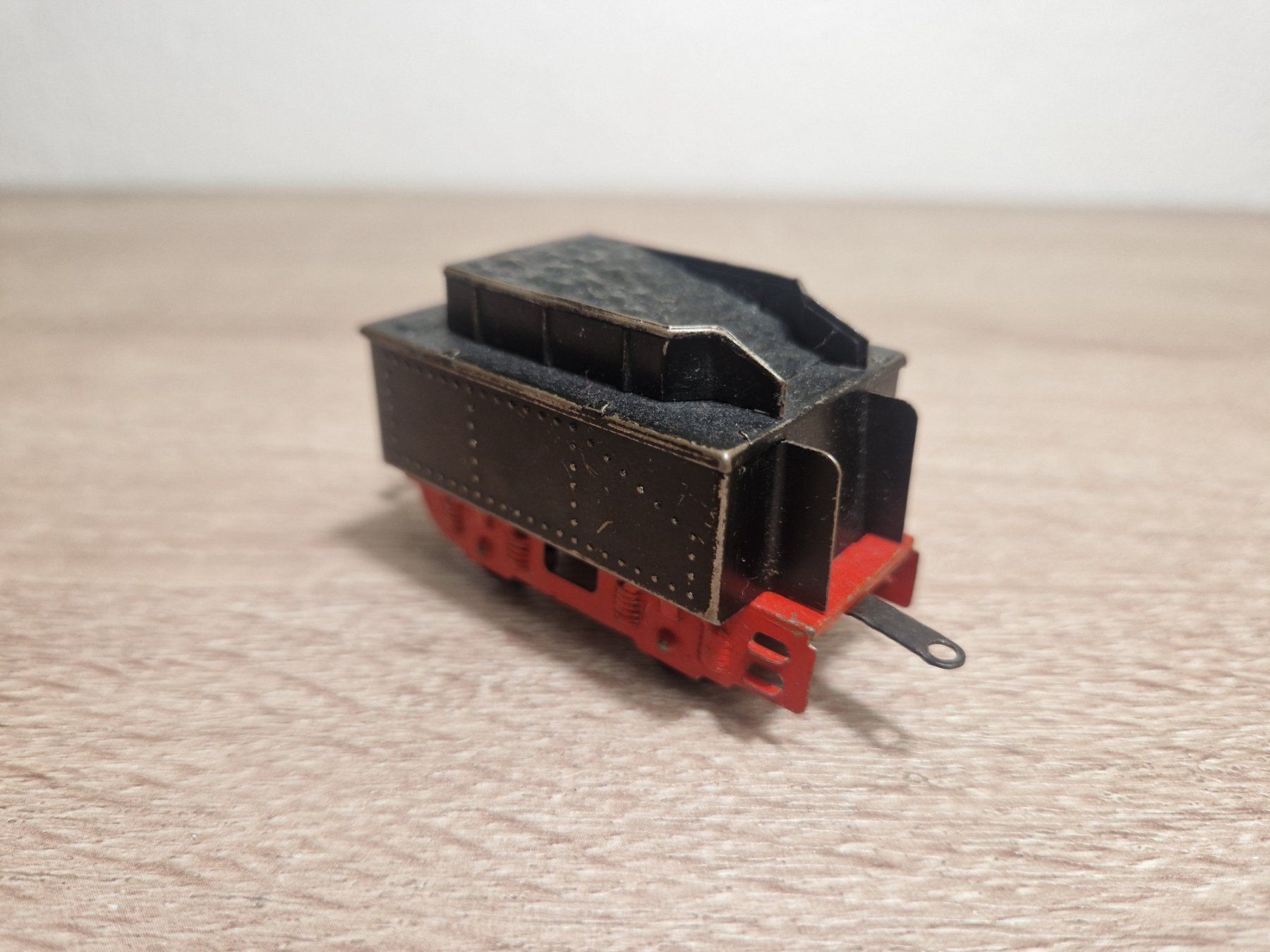 Fleischmann Modellini di ferrovie: Fleischmann Tender H0 (3) (P) – Usato da St-Aubin-Sauges venduto da Lo_Go 3