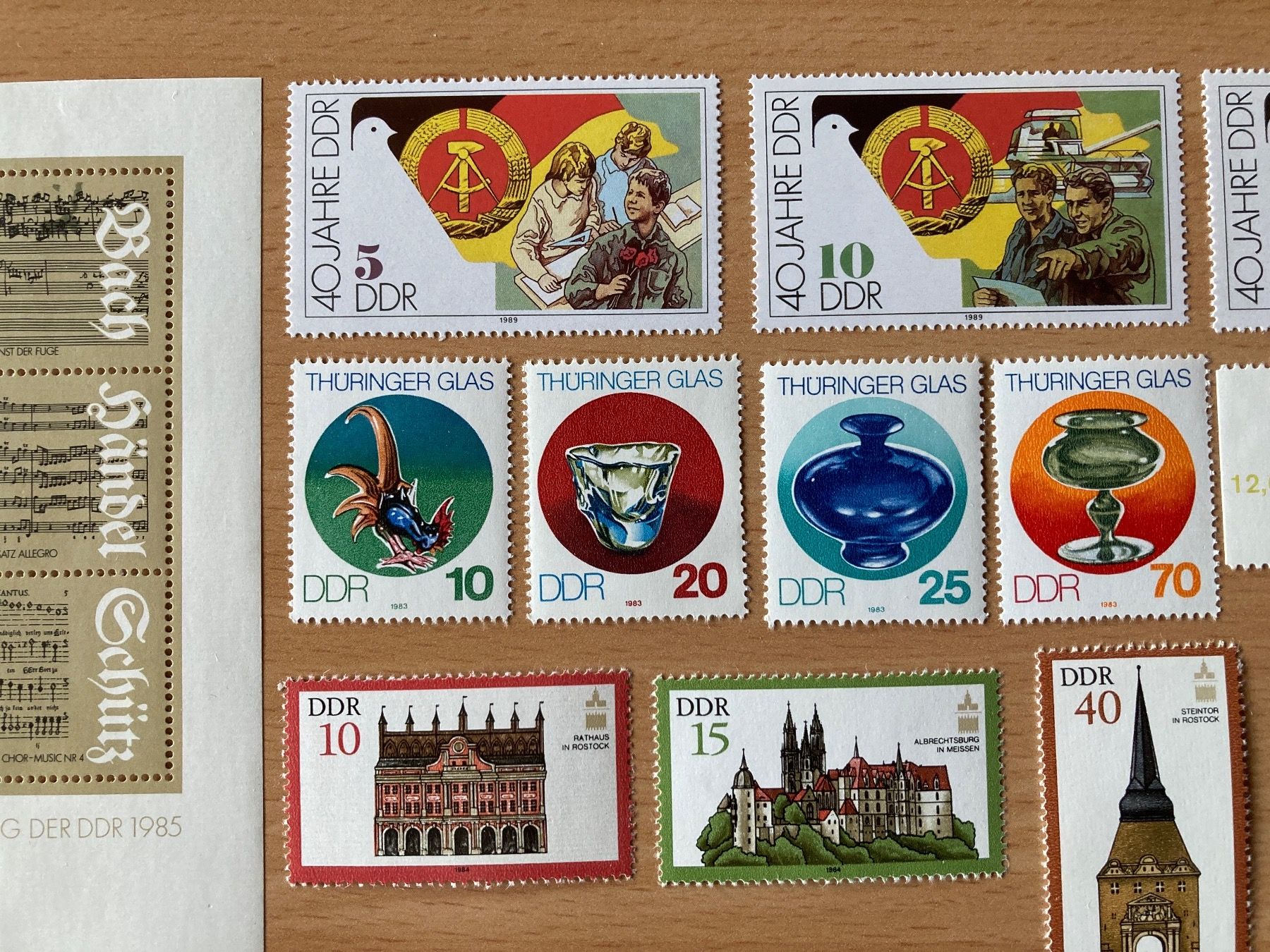 Tutti i francobolli: Briefmarken DDR postfrisch mit Gummi – Nuovo (secondo la descrizione) da Lütisburg venduto da wiesenpippau 2