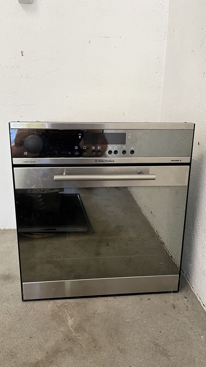 Electrolux Backöfen: Electrolux Kombi-Steamer-Backofen – Gebraucht aus Halden von Pippin86