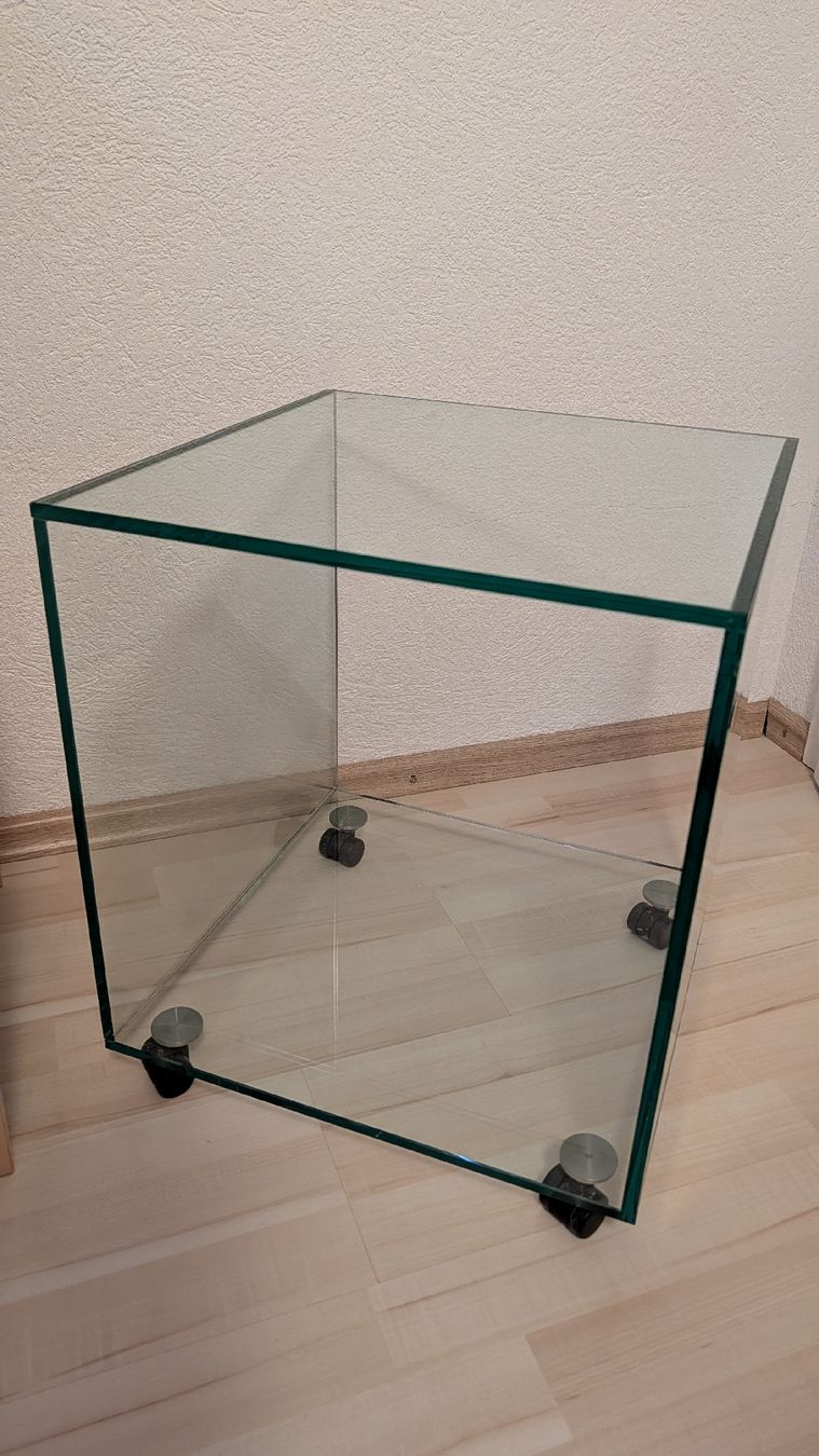 Meubles TV: Beistelltisch aus Glas – D'occasion à Gümligen par Arupam
