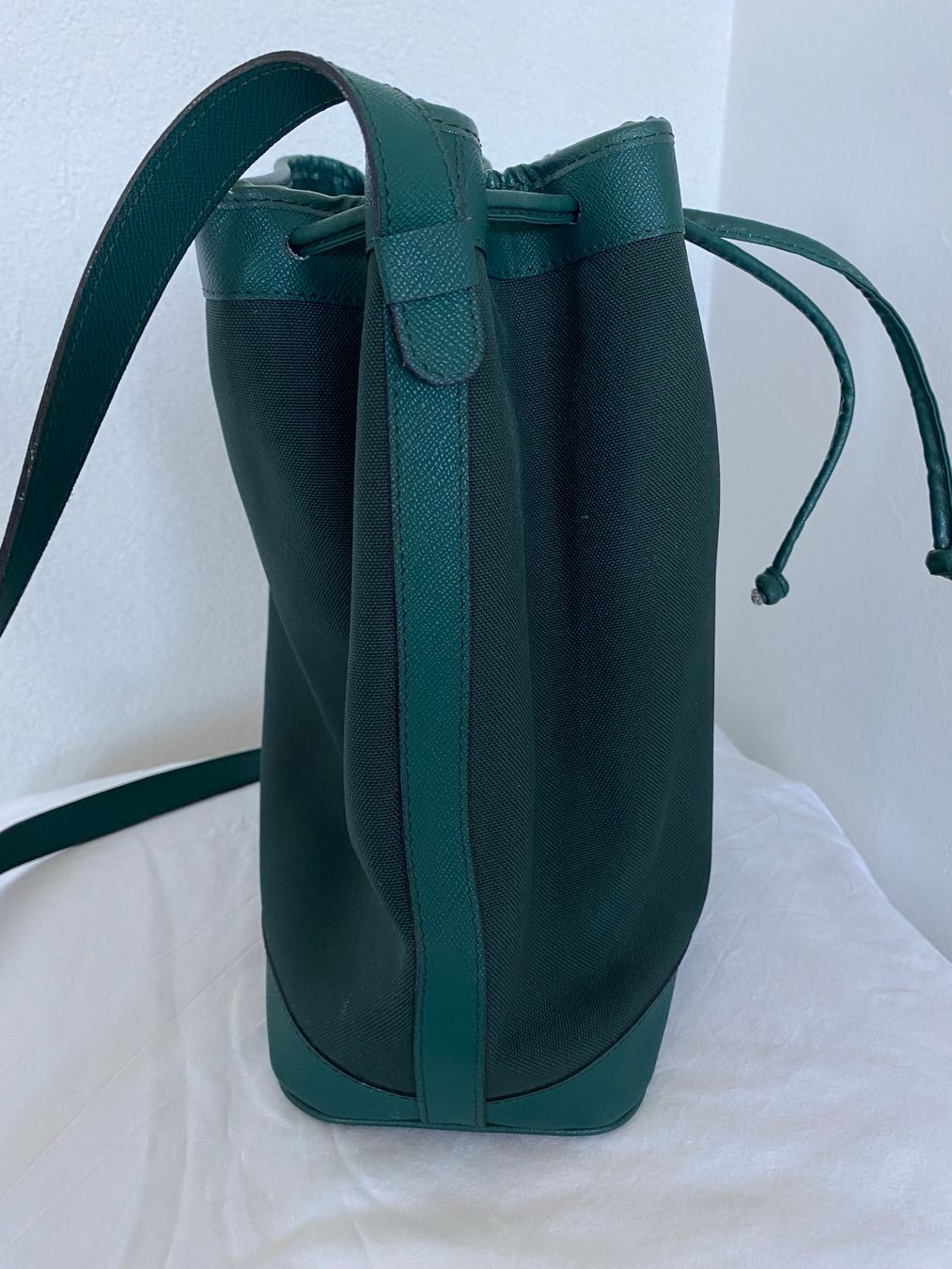 Balmain Taschen: PIERRE BALMAIN BEUTELTASCHE – Gebraucht aus Zürich von Fashionparade 1