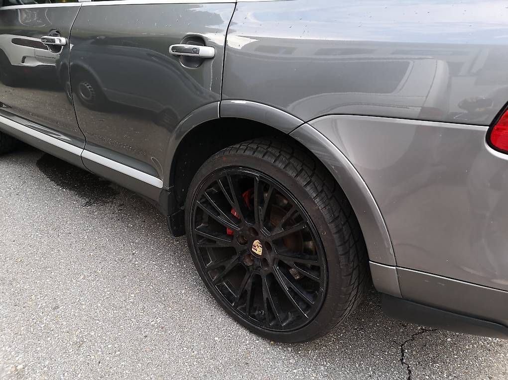 Porsche Automobili: Porsche Cayenne Turbo S – Usato da Klosters Dorf venduto da Baky61 1