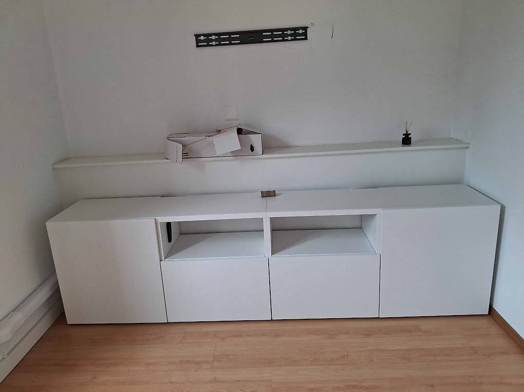 TV Möbel: 2 Mobili TV IKEA BESTÅ bianco  – Gebraucht aus Bellinzona von sil_59c6