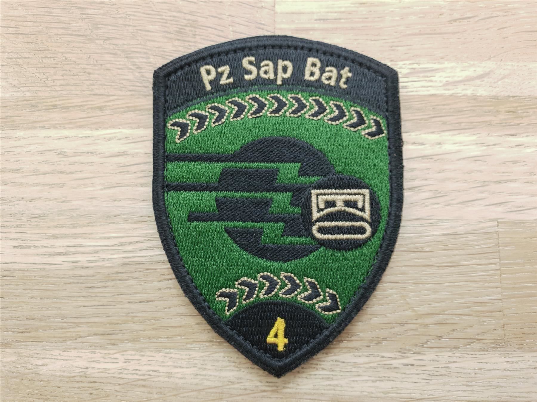 Placchette & Badge: Badge Pz Sap Bat 4 schwarz – Usato da Erlinsbach venduto da S700
