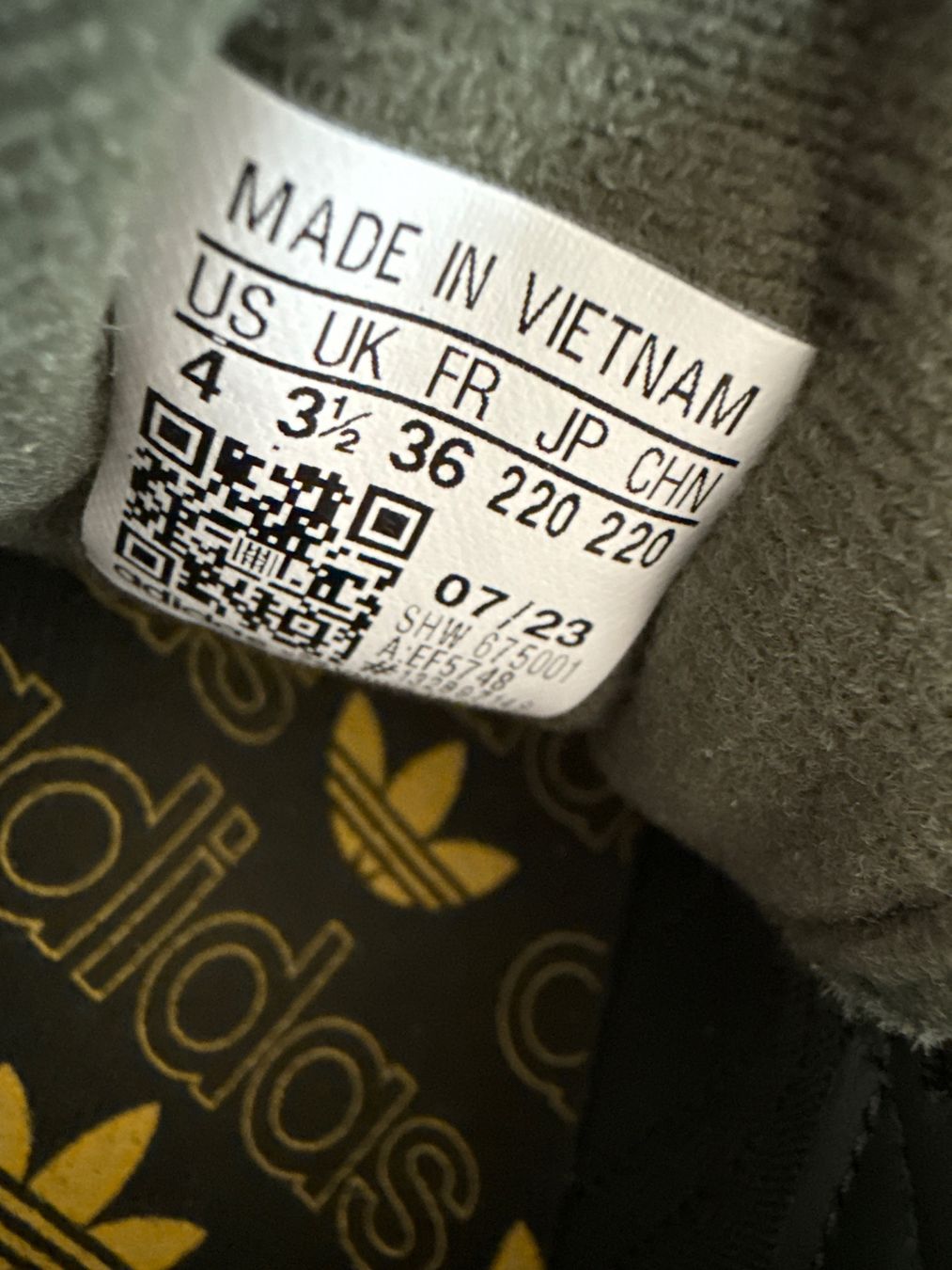 Adidas Herrenschuhe: Baskets Adidas, vert et jaune, taille 36 – Gebraucht aus Le Grand-Saconnex von titrac 2