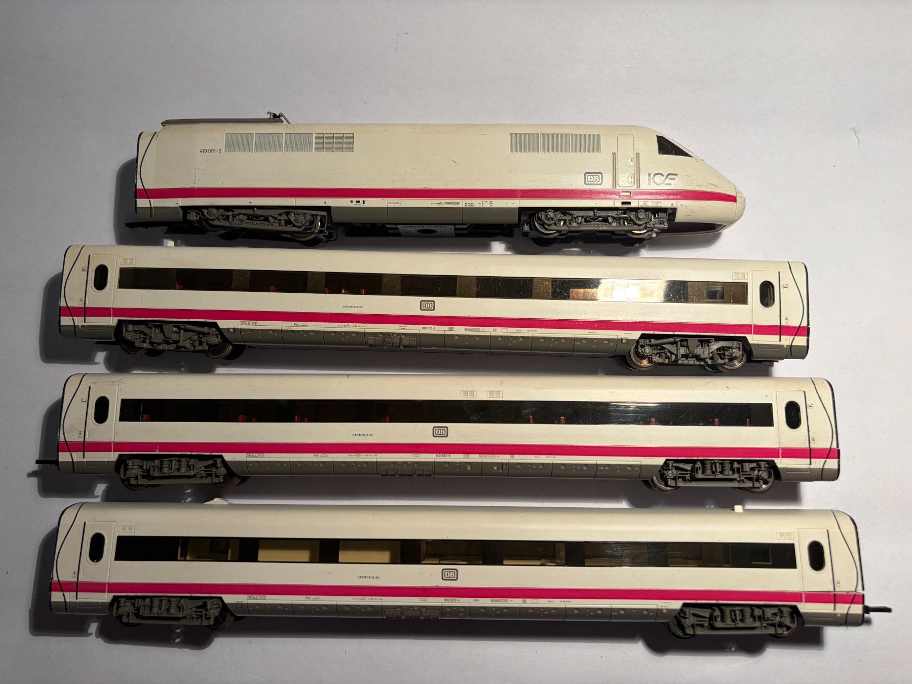 Fleischmann Modellini di ferrovie: Fleischmann E-Lok ICE DB 3teilig, DC analog – Usato da Buchrain venduto da Modellbahn11 2