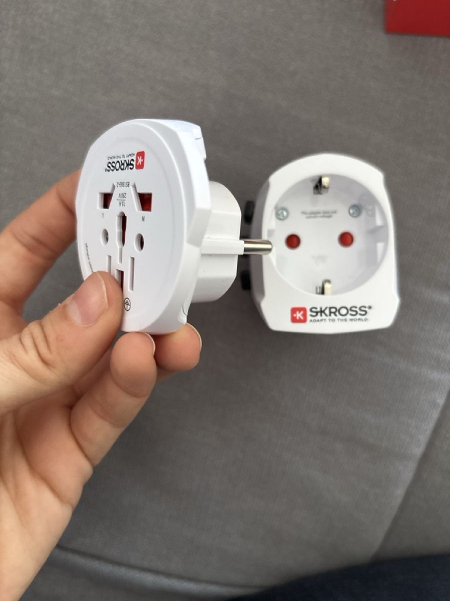 SKROSS Unità & Adattatore: SKROSS World Adapter – Nuovo (secondo la descrizione) da Kirchberg BE venduto da LiiLaaLuu_98 2