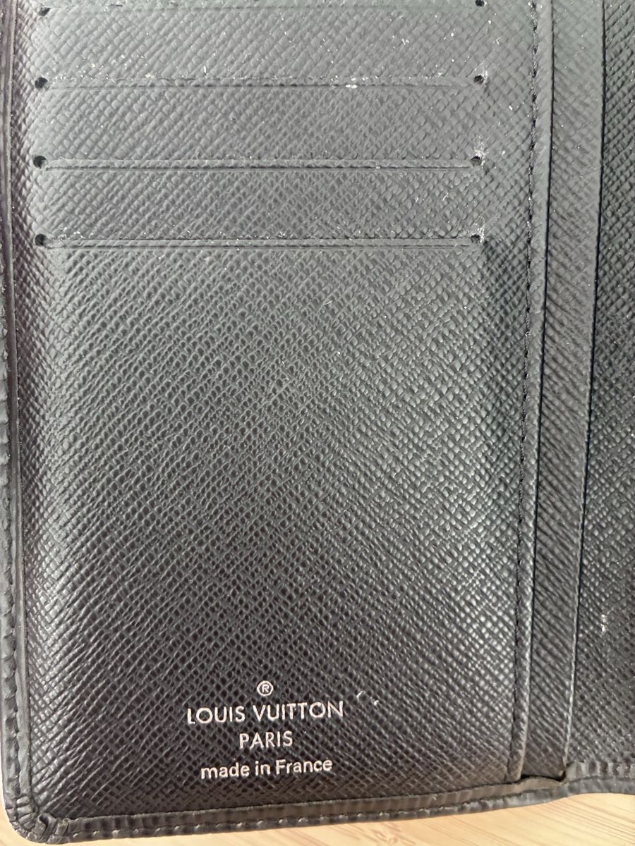 Louis Vuitton Brieftaschen: Louis Vuitton Epi Portemonnaie – Gebraucht aus Männedorf von Julilah 3