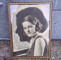 Art-Déco-Damenporträt von 1931– Atelierfotografie signiert
