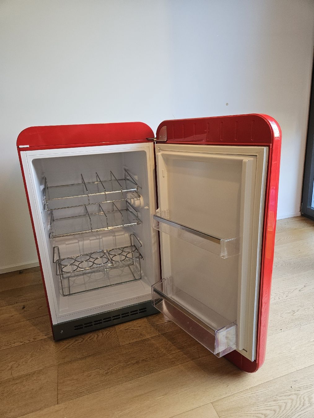 Smeg Frigoriferi: SMEG Kühlschrank – Nuovo (secondo la descrizione) da Dielsdorf venduto da mar_dbh5 2