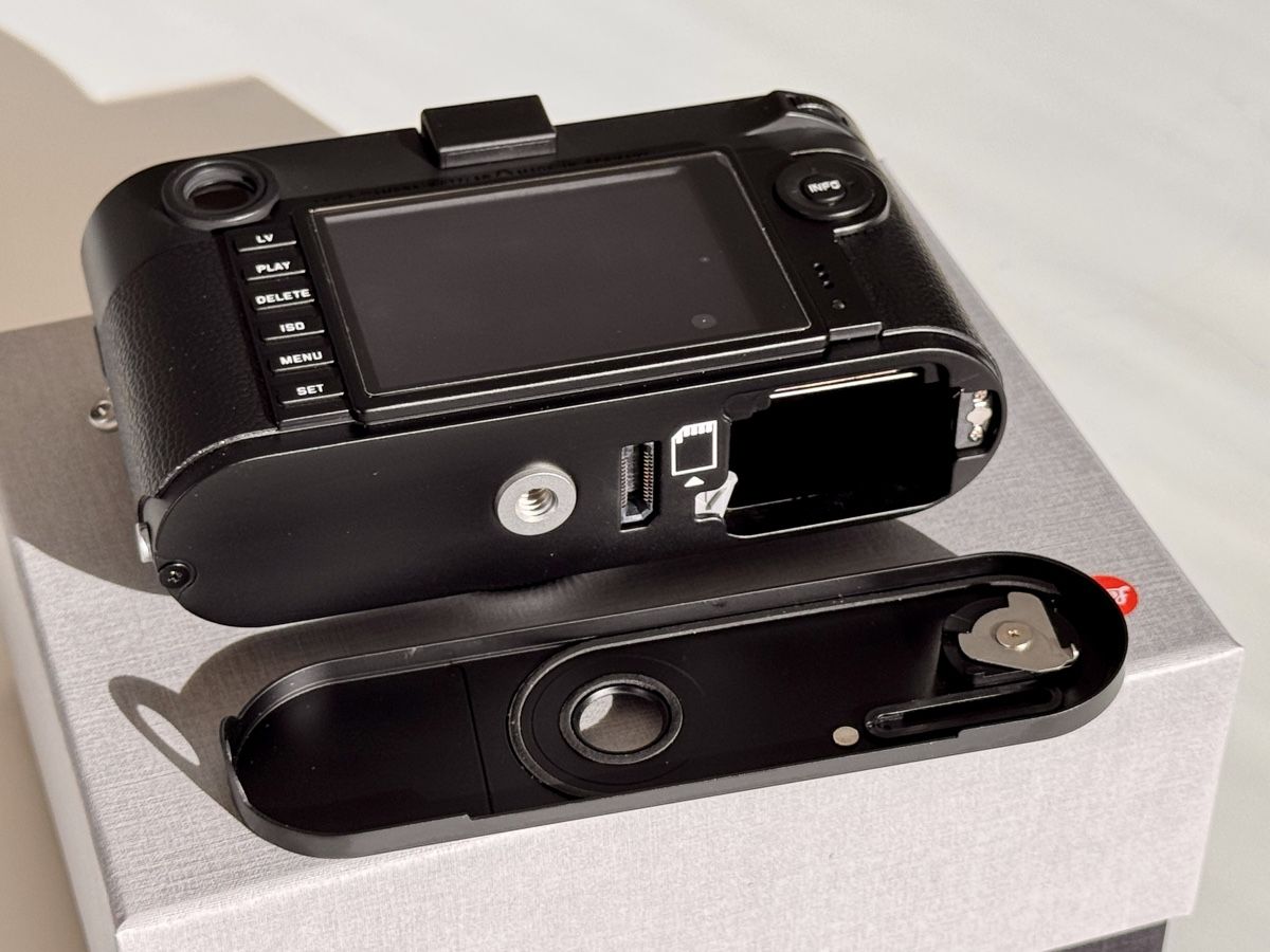 Leica Kamera: Leica M Monochrom camera type 246 black excellent condition – Neu (gemäss Beschreibung) aus Zug von mhannesb 4
