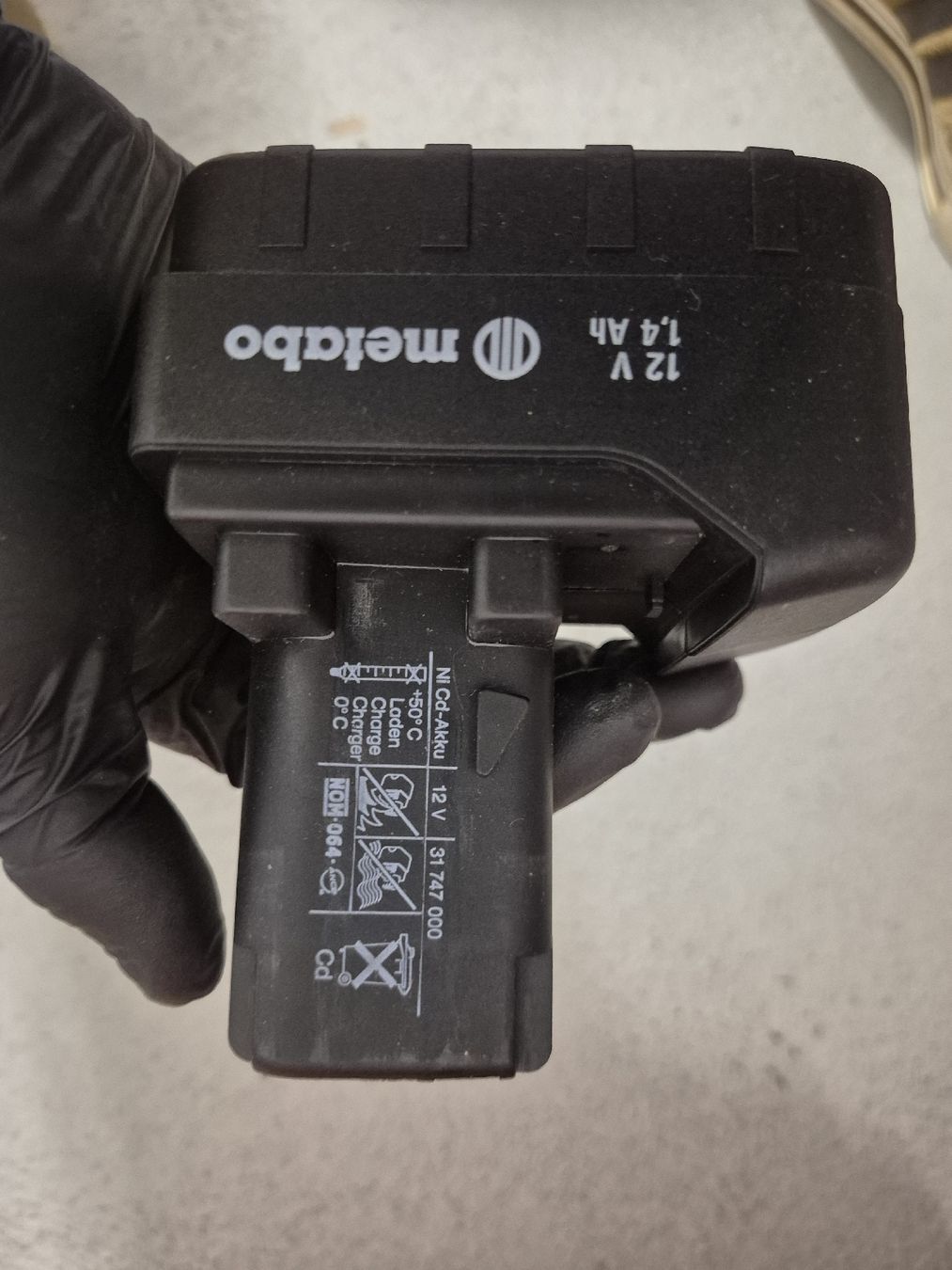 Batterie: akku – Difettoso da Fehraltorf venduto da Schmid_Y