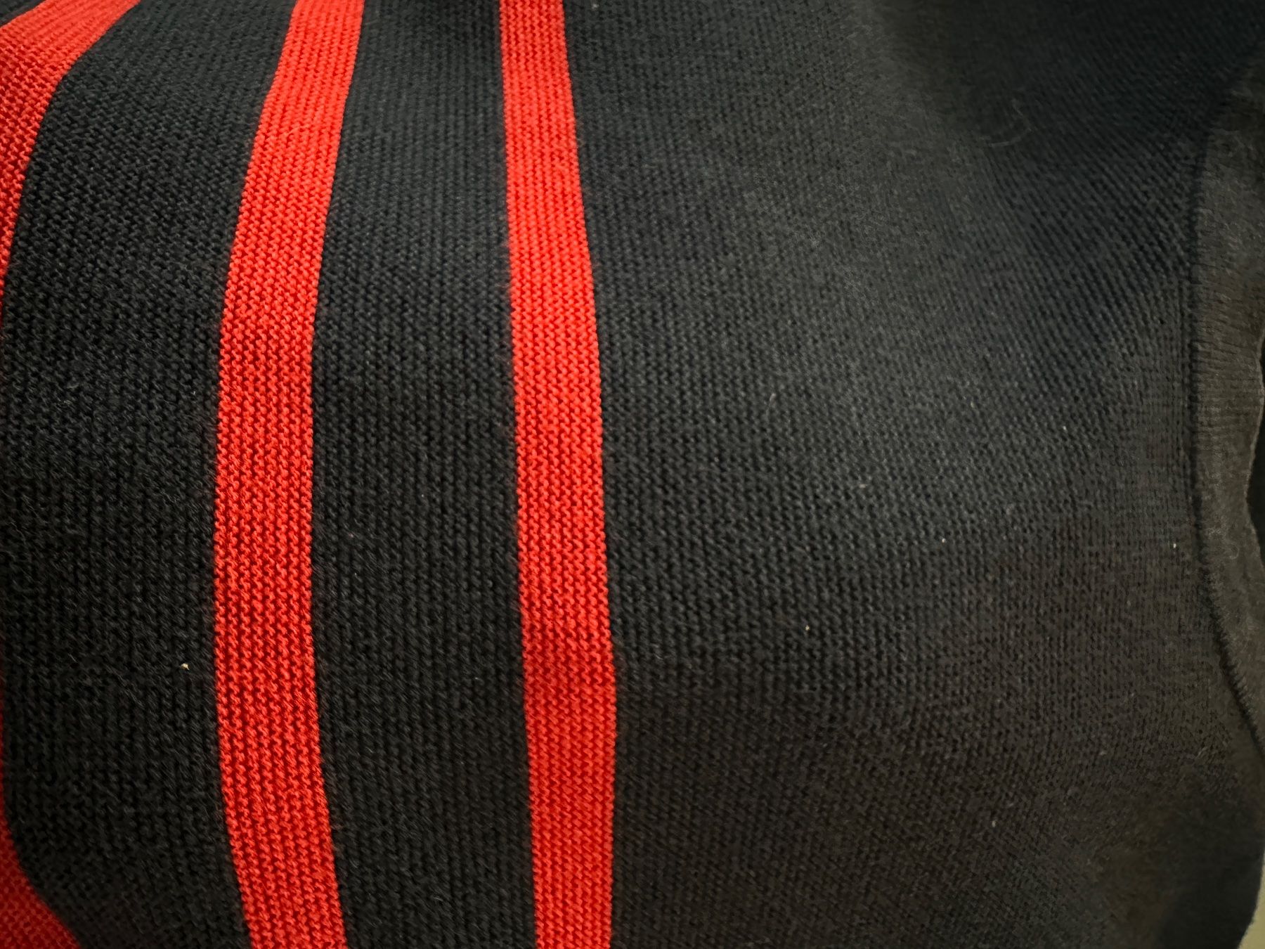 H&M Maglioni & Felpe: Pullover Shirt Grösse S vom H&M – Usato da Dietlikon venduto da Ss11 1