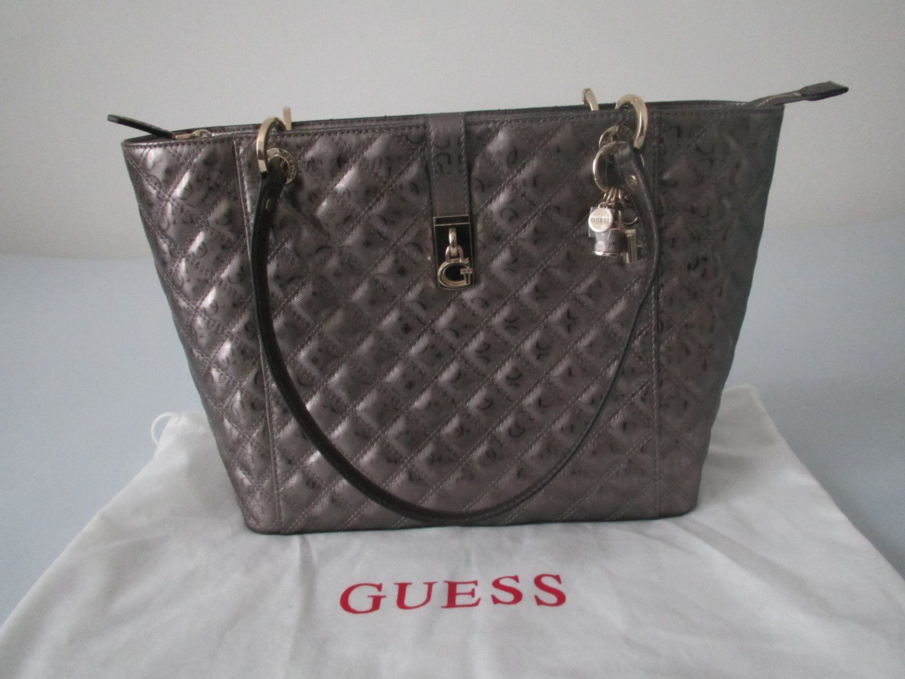 Guess Borse da donna: Guess Handtasche NEU – Nuovo e nell'imballaggio originale da Gossau ZH venduto da Amelia70 1