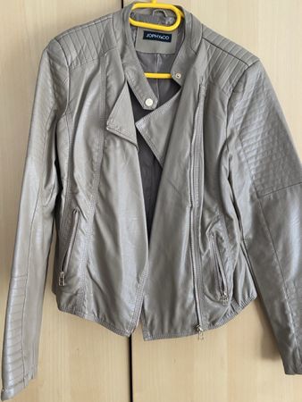 Stylische Damen Lederjacke Grösse XL