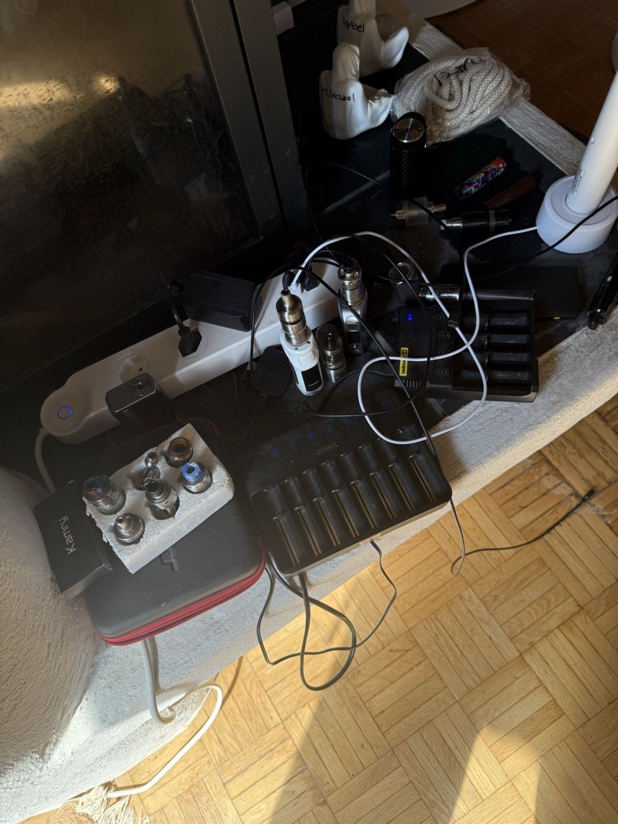 Altri Prodotti per fumatori: Highend Vape Equipment – Usato da Oetwil am See venduto da dtb_DT_TB 3