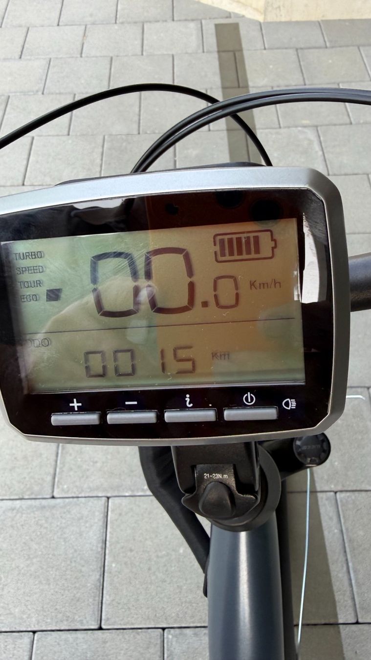 Shimano Velos: Velo electrique Scrapper neuf 5 km – Neu (gemäss Beschreibung) aus Gampelen von Markbubu 3