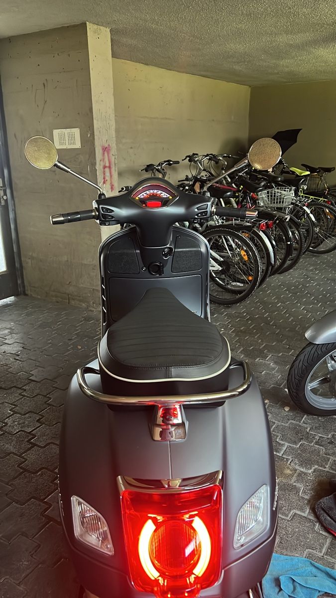 Piaggio Strada: Piaggio Vespa Gts125s – Usato da Glarus venduto da Yenko01 3