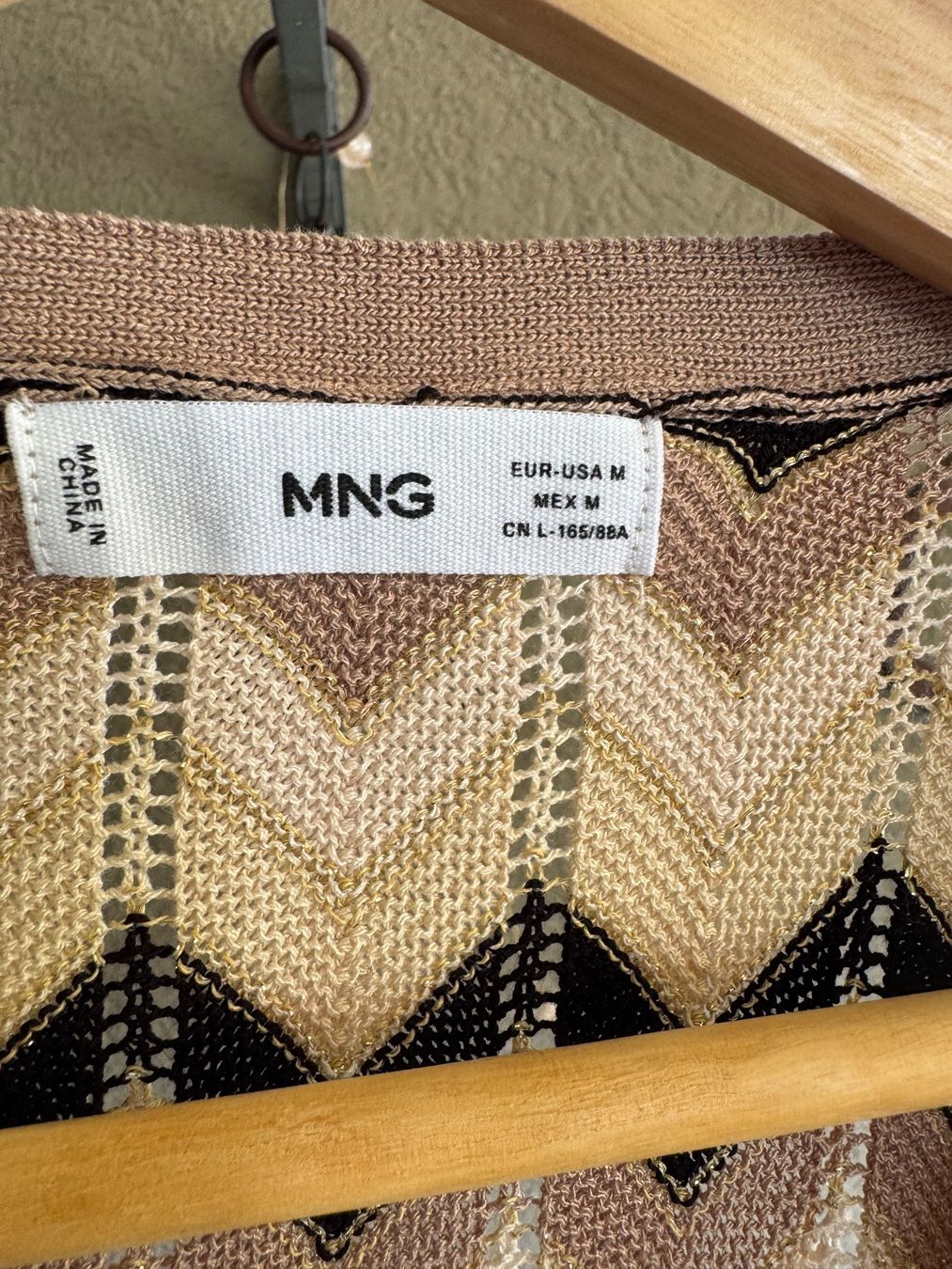 Mango Jacken: Mango Strickjacke Gr. M – Gebraucht aus Thun von Iriska77 1
