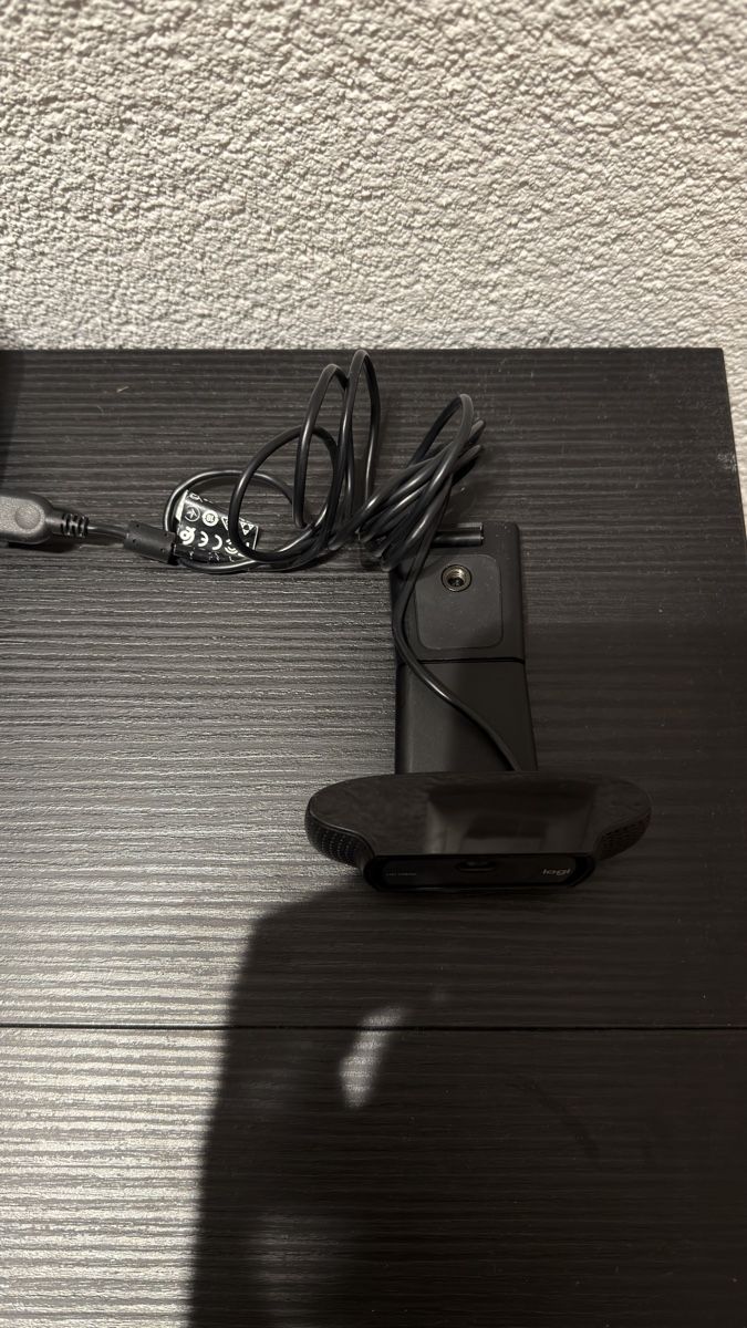Logitech Webcams: Logitech HD Pro Webcam C920 – Neu (gemäss Beschreibung) aus Vevey von diogodasilva_ 1