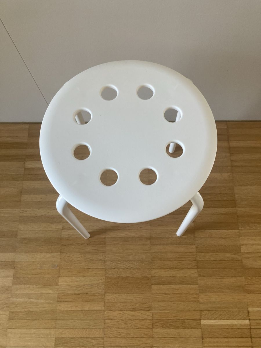 Ikea Sgabelli: Ikea Hocker Marius Metall/Kunstoff – Usato da Zwingen venduto da Kult2000 1