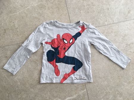 H&M Spiderman Langarmshirt Gr. 104 Marvel