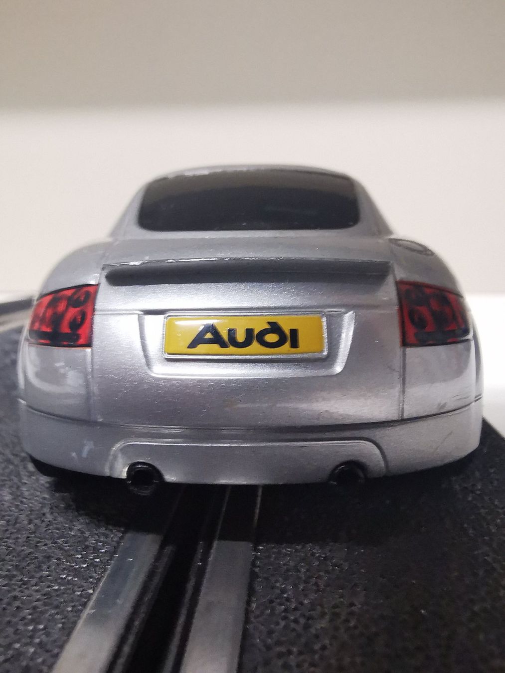 Piste: Scalextric Audi TT    1/32 – Usato da Winterthur venduto da Lonpos1 5